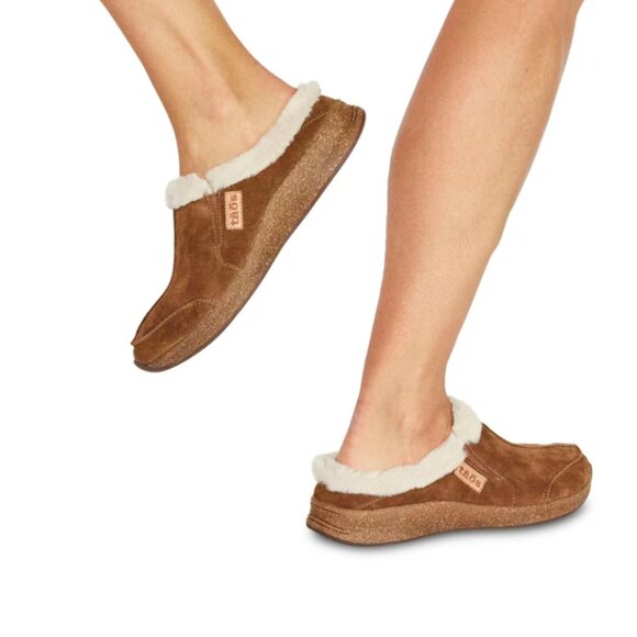 NEW TAOS Future Shearling Clogs - Suede IN Chestnut Sued For Women 925 6s3 - Picture 10 of 11